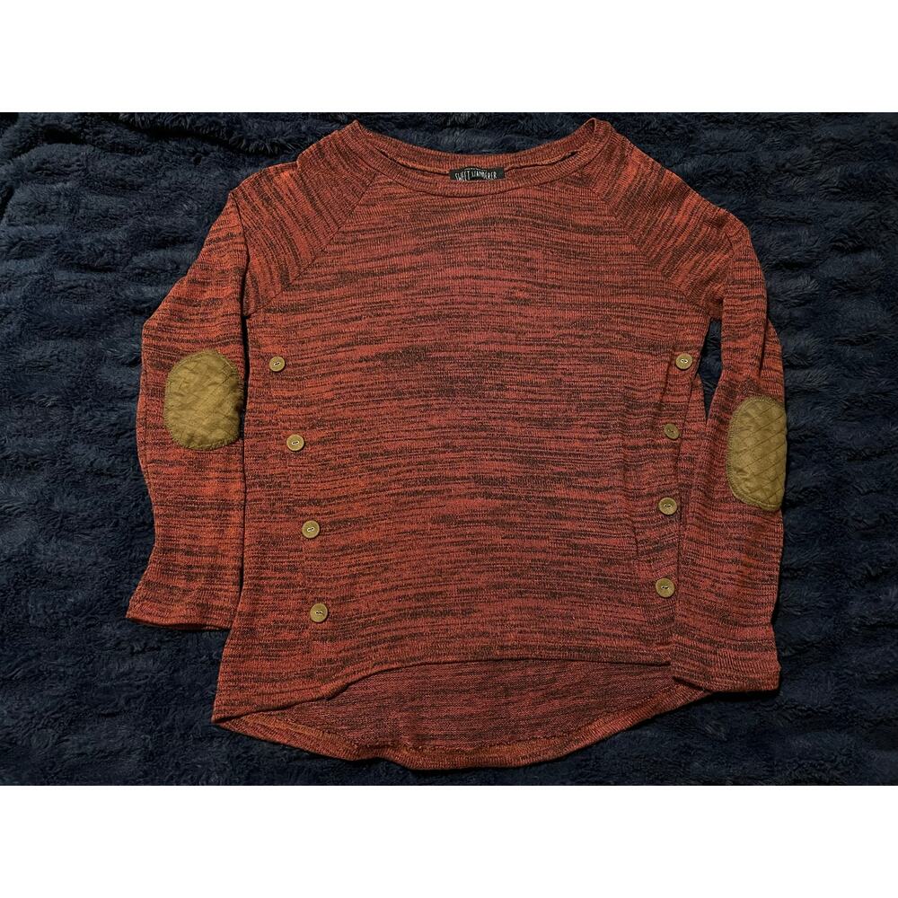 Sweet Wanderer Women’s Small Rust Sweater Elbow Patch Button Detail Hi Low EUC